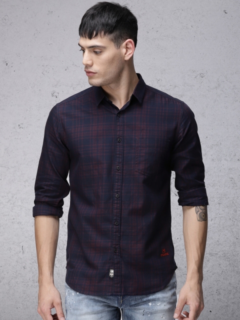 

Ecko Unltd Men Navy Blue & Maroon Slim Fit Checked Casual Shirt