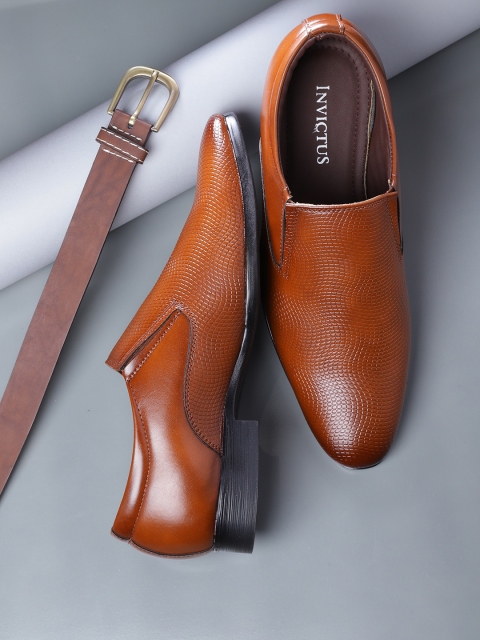 

INVICTUS Men Brown Textured Formal Slip-Ons