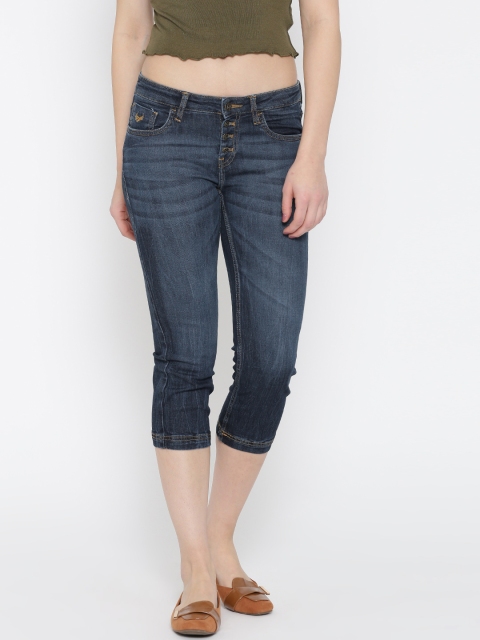 

Flying Machine Women Blue Capris