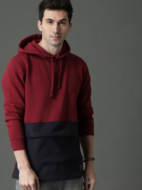 

Roadster Men Maroon & Navy Blue Colourblocked Hooded Sweatshirt