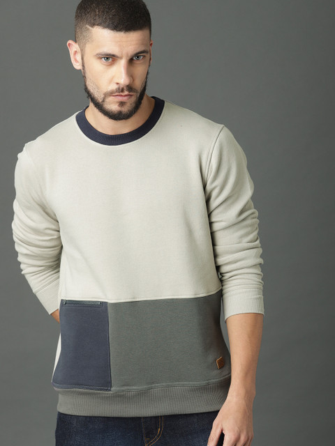 

Roadster Men Grey Colourblocked Sweatshirt