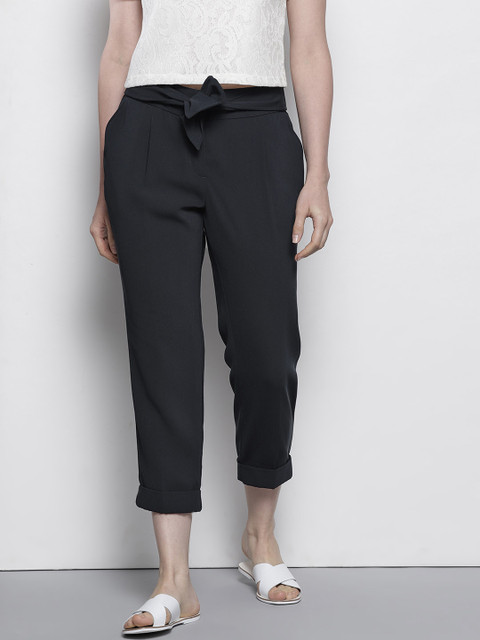 

DOROTHY PERKINS Women Petite Navy Blue Regular Fit Cropped Solid Trousers