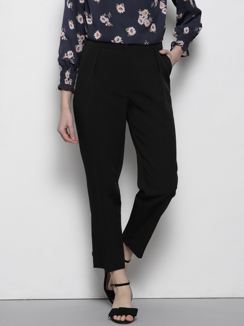 

DOROTHY PERKINS Women Black Regular Fit Solid Regular Trousers