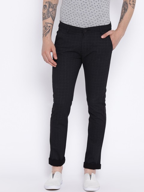 

Duke Men Black Slim Fit Checked Trousers