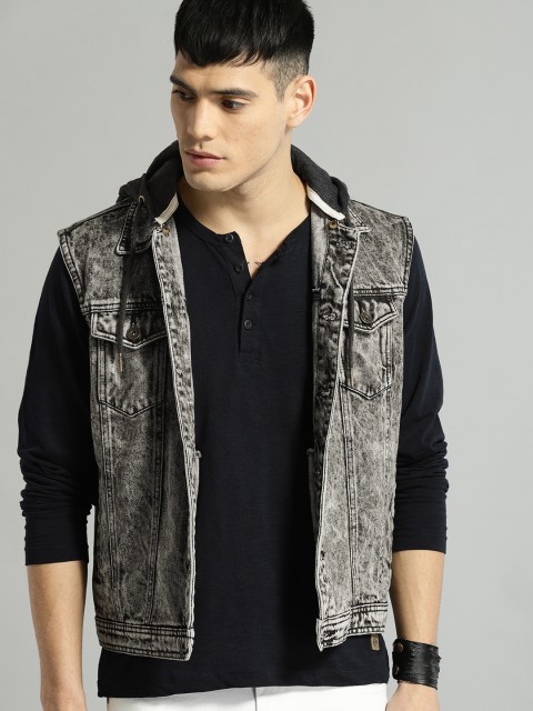 

Roadster Men Black Solid Denim Jacket