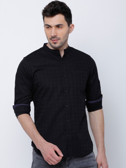 

LOCOMOTIVE Men Black Slim Fit Checked Casual Shirt