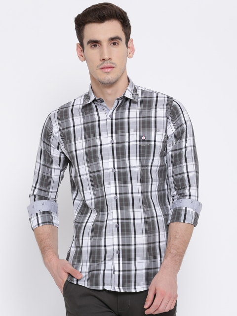 

Duke Men Grey & White Regular Fit Checked Casual Shirt