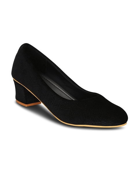 

Get Glamr Women Black Solid Pumps
