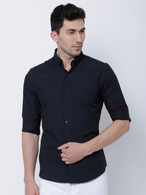 

Black coffee Men Navy Blue Slim Fit Solid Casual Shirt