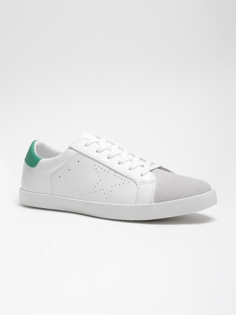 

LOCOMOTIVE Men White Sneakers