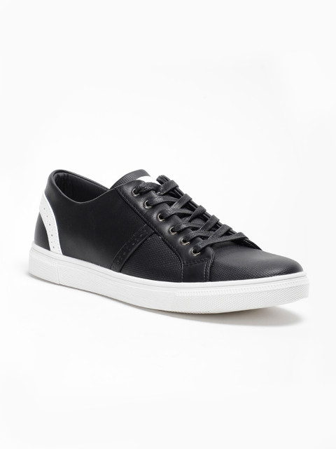 

LOCOMOTIVE Men Black Sneakers