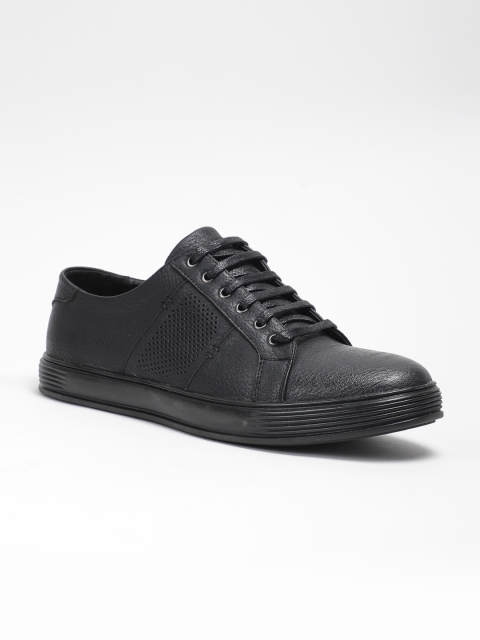 

LOCOMOTIVE Men Black Sneakers