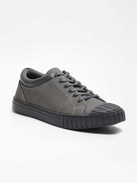 

LOCOMOTIVE Men Charcoal Sneakers