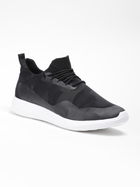 

LOCOMOTIVE Men Black Sneakers