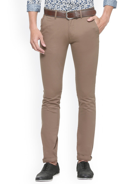 

V Dot Men Khaki Slim Fit Solid Chinos