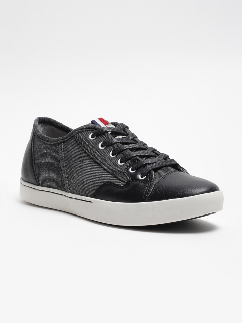 

LOCOMOTIVE Men Black Sneakers