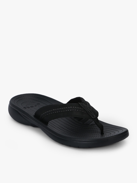 

Crocs Men Black & Bronze-Toned Printed Thong Flip-Flops