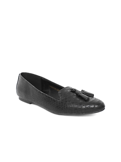 

Allen Solly Women Black Snakeskin Texture Ballerinas