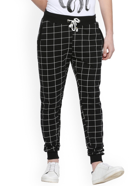 

People Men Black & White Regular Fit Checked Joggers