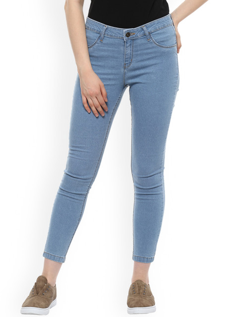 

People Women Blue Regular Fit Mid-Rise Clean Look Stretchable Cropped Jeans