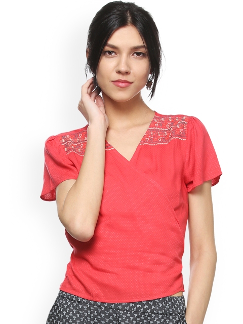 

People Women Coral Printed Top