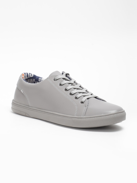 

LOCOMOTIVE Men Grey Sneakers