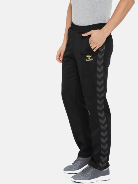 

hummel Men Black Solid CLEVELAND Track Pants