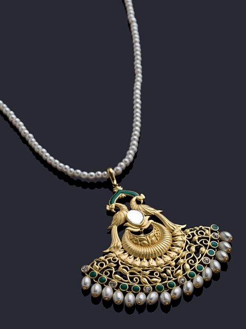 

Studio Voylla Gold-Plated Brass Enamelled Necklace