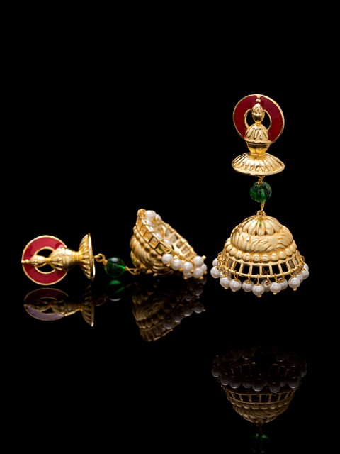 

Studio Voylla Gold-Toned & Red Dome Shaped Jhumkas