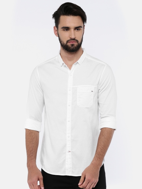 

SPYKAR Men White Slim Fit Solid Casual Shirt