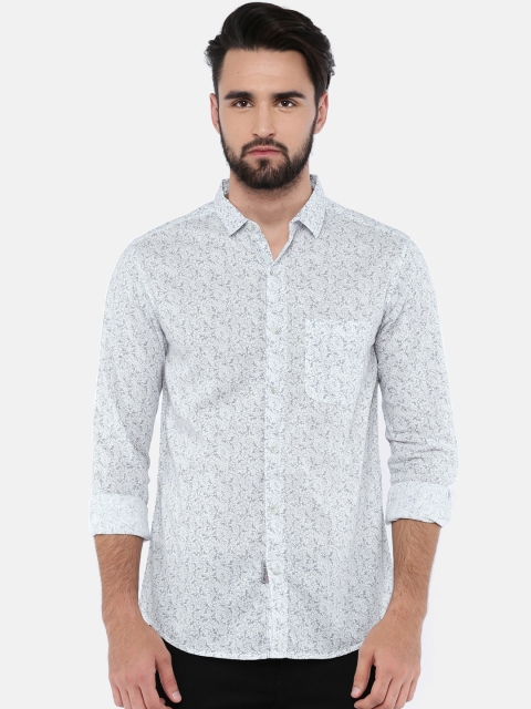 

SPYKAR Men White Regular Fit Printed Casual Shirt