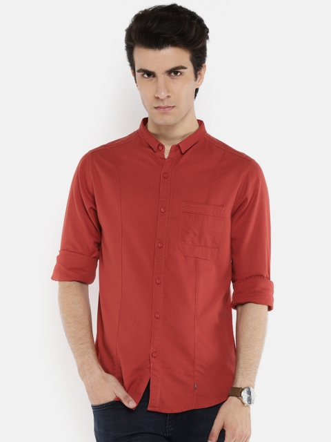 

SPYKAR Men Red Slim Fit Solid Casual Shirt