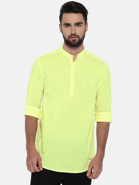 

SPYKAR Men Lime Green Slim Fit Solid Casual Shirt