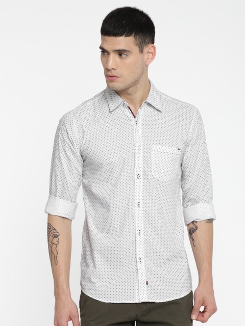 

SPYKAR Men White Slim Fit Printed Casual Shirt