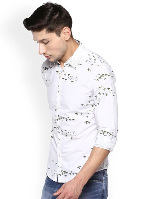 

SPYKAR Men White & Olive Green Slim Fit Printed Casual Shirt