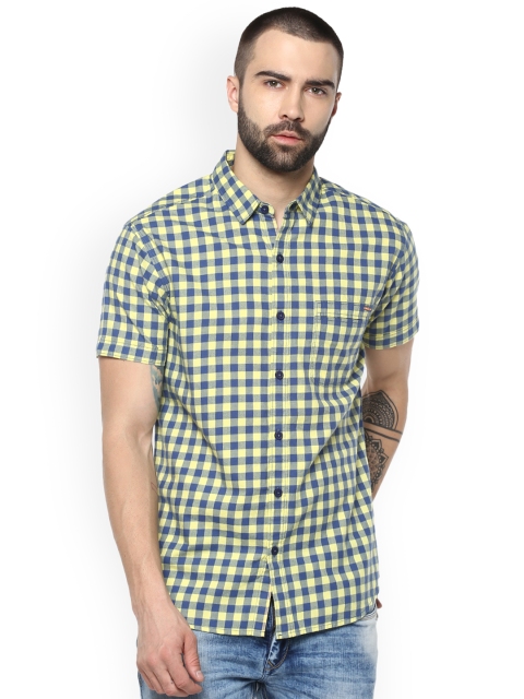 

SPYKAR Men Yellow Slim Fit Checked Casual Shirt