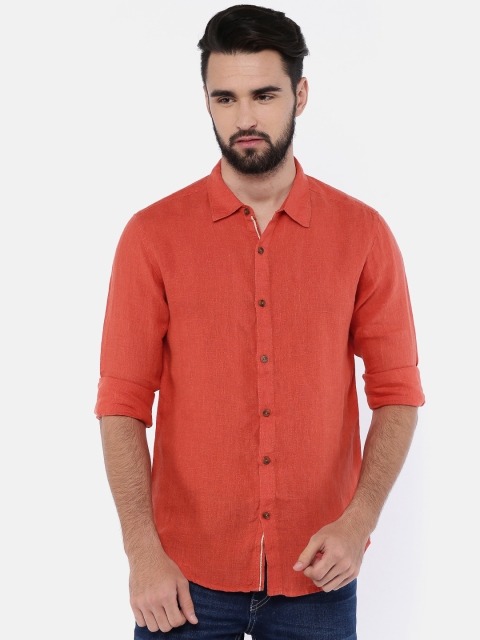 

SPYKAR Men Red Linen Regular Fit Solid Casual Shirt