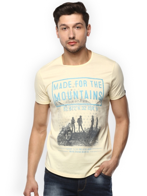 

SPYKAR Men Yellow Printed Round Neck T-shirt