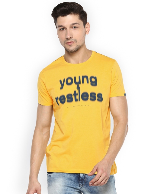 

SPYKAR Men Yellow Printed Round Neck Pure Cotton T-shirt