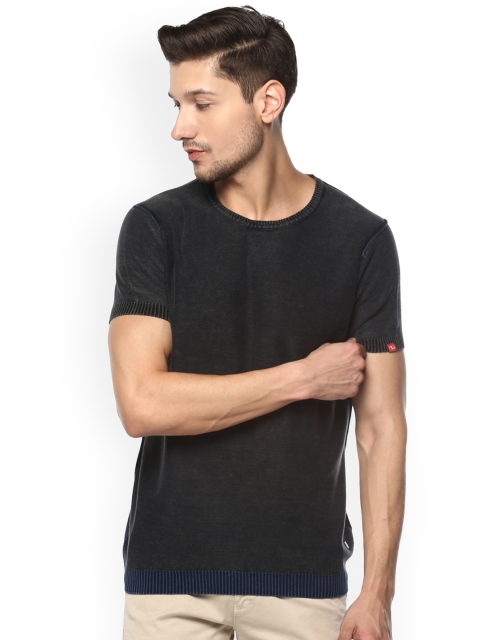 

SPYKAR Men Black Solid Slim Fit Round Neck Pure Cotton T-shirt