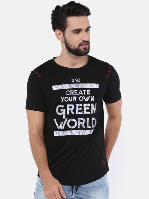 

SPYKAR Men Black Printed Round Neck Pure Cotton T-shirt