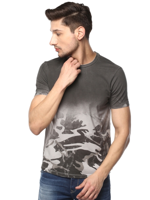 

SPYKAR Men Grey Printed Round Neck T-shirt