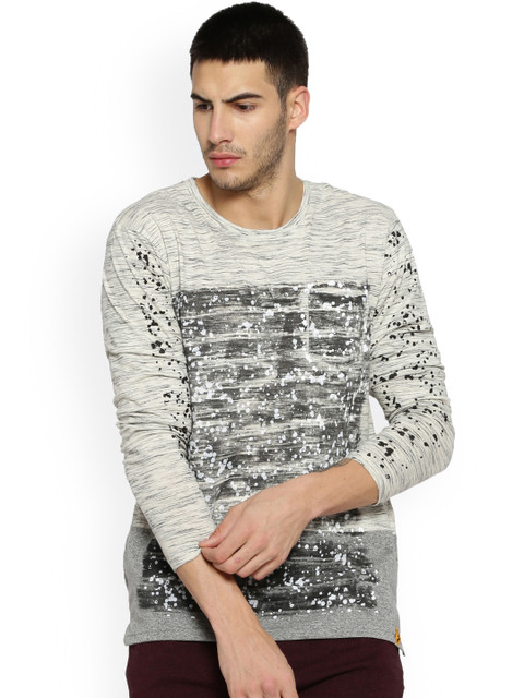 

Campus Sutra Men Grey Printed Round Neck T-shirt