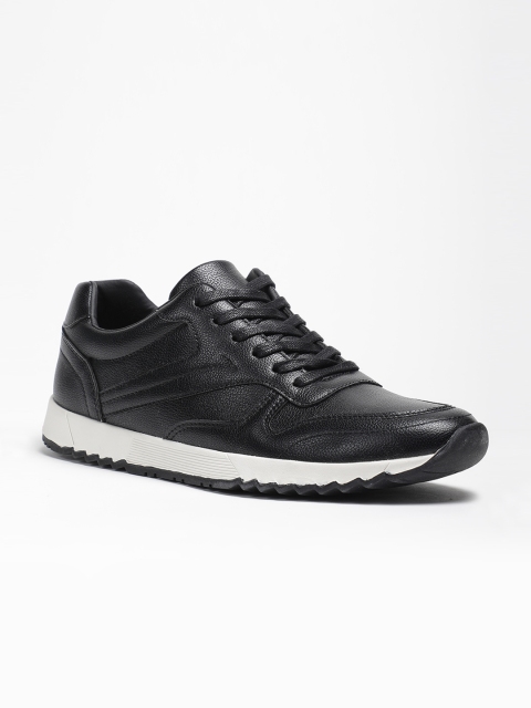 

LOCOMOTIVE Men Black Sneakers
