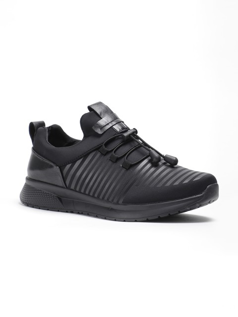 

LOCOMOTIVE Men Black Sneakers