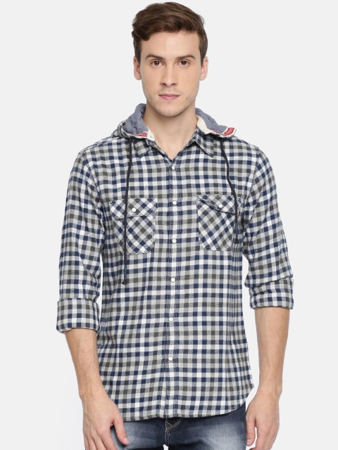 

SPYKAR Men Blue & White Checked Casual Shirt