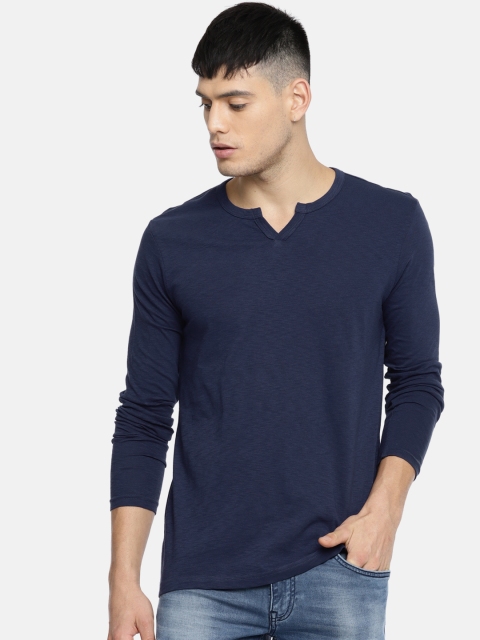 

SPYKAR Men Navy Blue Solid Round Neck T-shirt