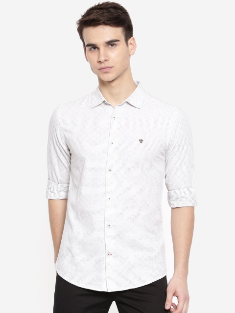 

SPYKAR Men White & Black Regular Fit Self Design Casual Shirt