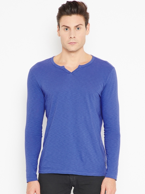 

SPYKAR Men Blue Solid Round Neck Pure Cotton T-shirt