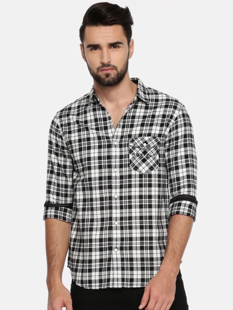 

SPYKAR Men Black & White Slim Fit Checked Casual Shirt